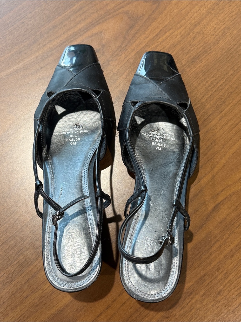 Life Stride Black Slingback Square-Toe Mules
